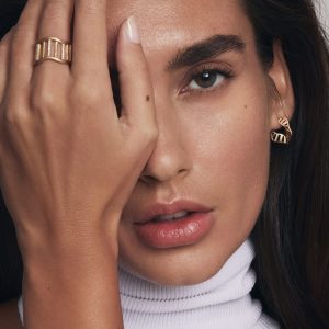 Signature Ring